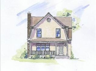 131 Washington Cir, Lake Forest, IL 60045