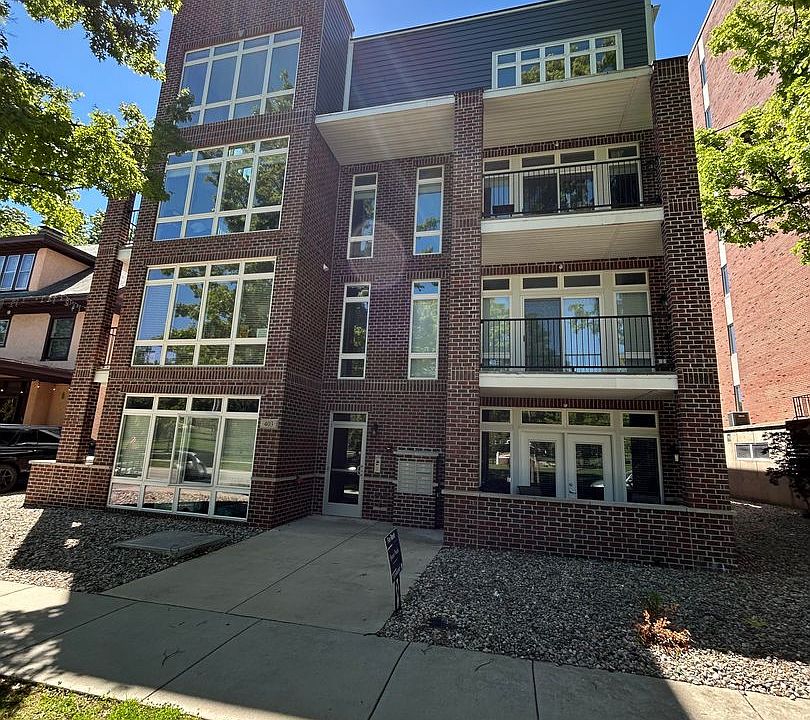 1st image of 403 W University Ave #103