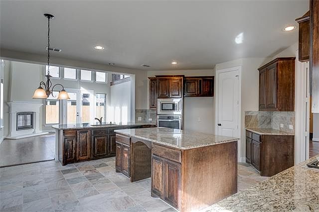 1st image of 2844 Terrosa Dr