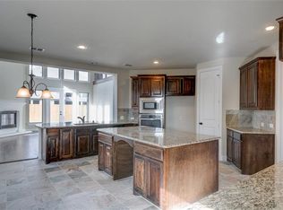 2844 Terrosa Dr, Grand Prairie, TX 75054