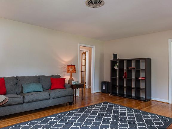 2nd image of 1206 Wisterwood Dr