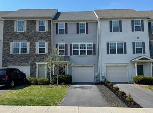 240 Morlatt Ln, Martinsburg, WV 25404
