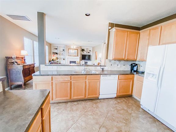 3rd image of 5027 Brower Crest Dr