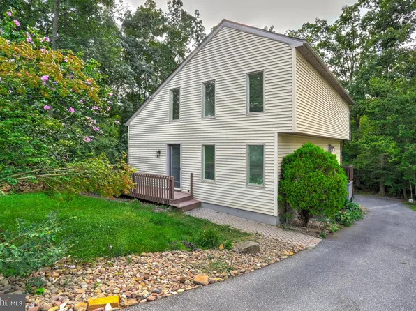 105 Curtis Dr, East Berlin, PA 17316