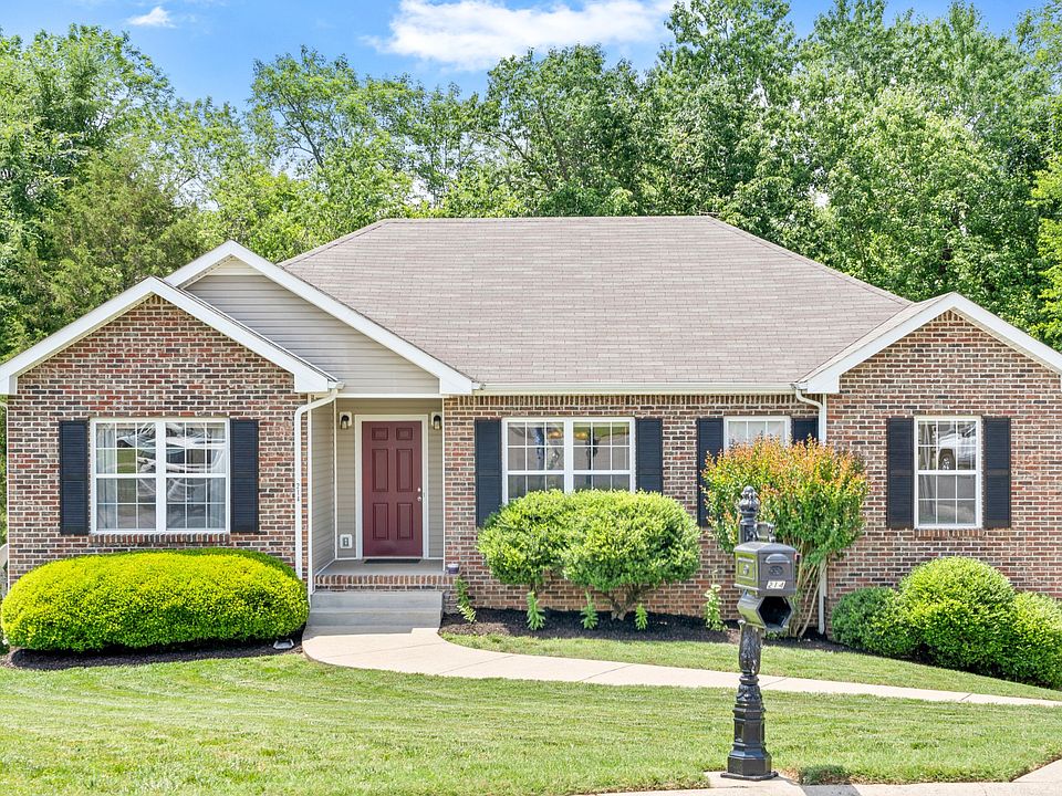 1st image of 214 Harold Dr