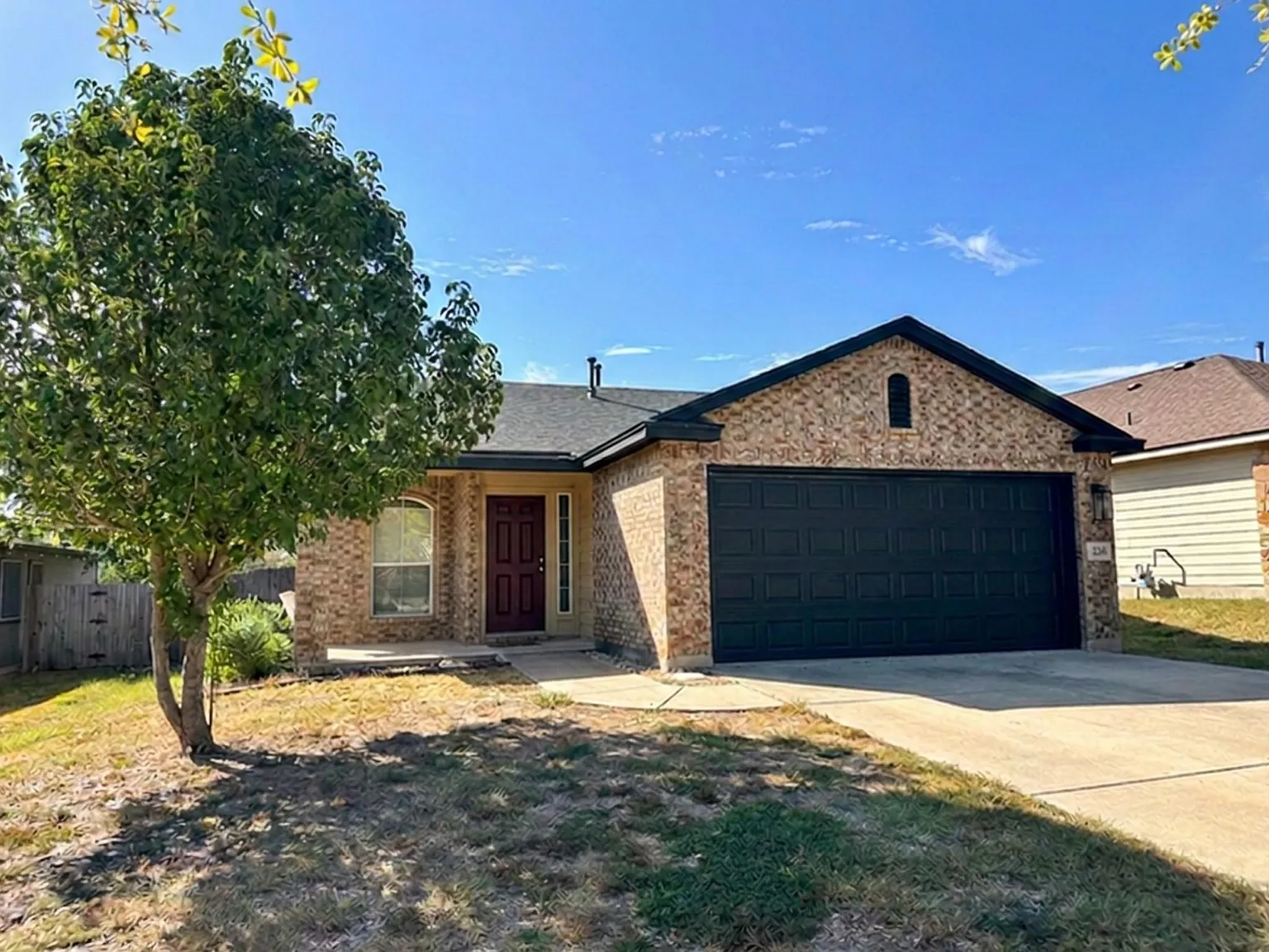 3 bed, 2.0 bath, 1190 sqft, $1,700 — Photo 1