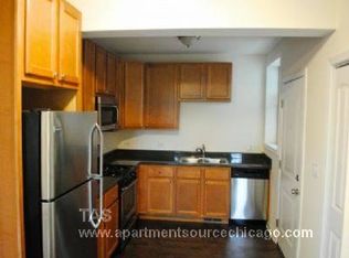 4717 W Cornelia Ave #3W, Chicago, IL 60641