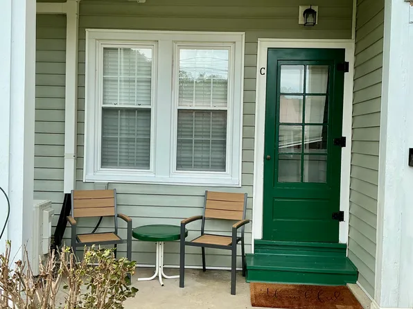 195 Webster St, Alderson, WV 24910