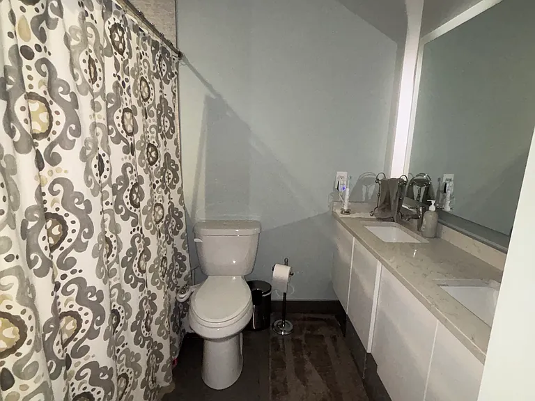 2909 Crafton Dr — Photo 18