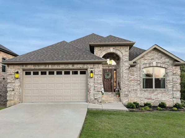 14 Majestic Ct, Maumelle, AR 72113