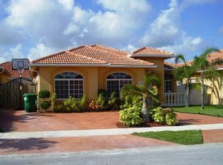 7808 NW 200th Ter, Hialeah, FL 33015