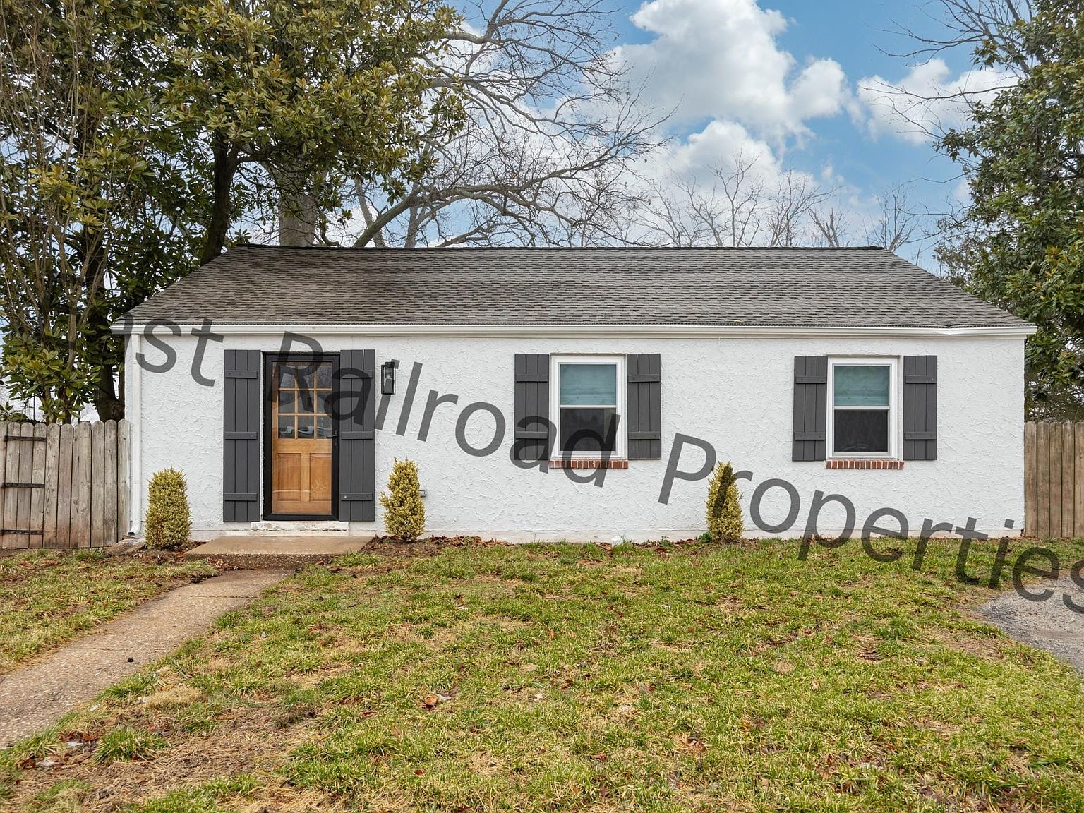 144 Carson St, Phoenixville, PA 19460 Zillow