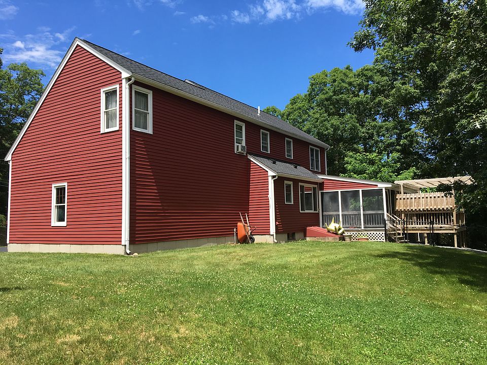 2nd image of 30 Briar Dr