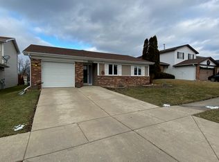 2394 Kildeer St, Woodridge, IL 60517