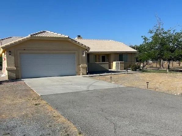 1141 Dutch Ford St, Pahrump, NV 89048