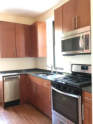 Rented by Brooklyn Real Inc | media 9