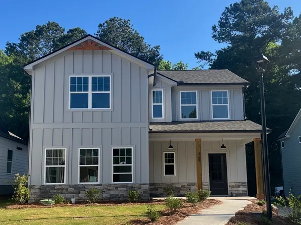 369 Creek Wood Park Dr, Ball Ground, GA 30107