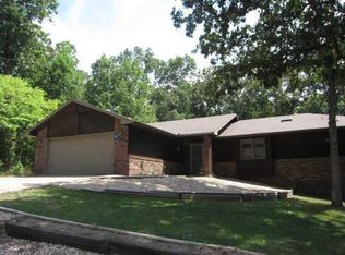 17 Quantock Hills Ln, Bella Vista, AR 72715