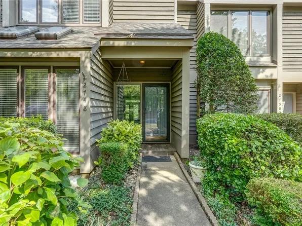 2748 Old Point Dr, Henrico, VA 23233