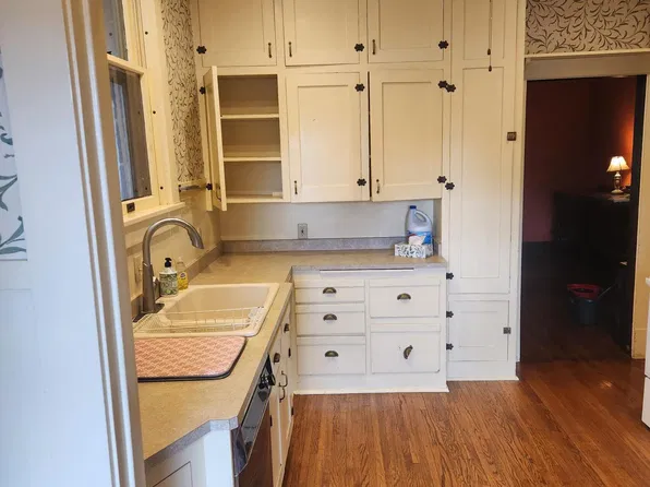 2009 Sewell St, Lincoln, NE 68502