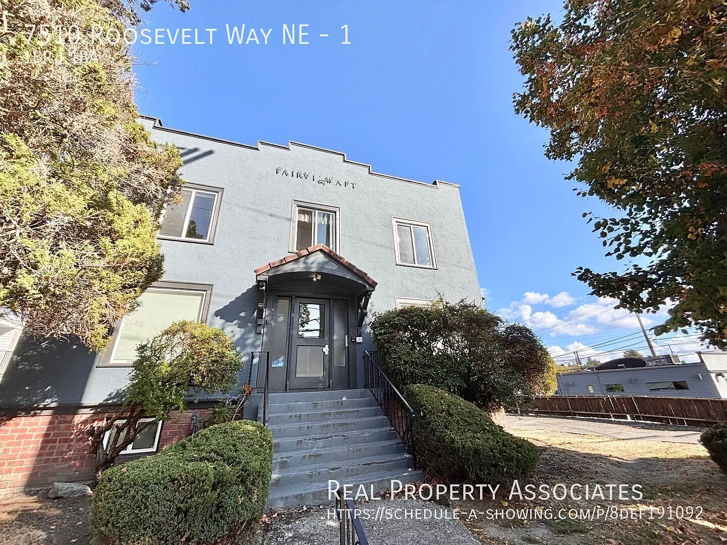 Charming 1-Bedroom, 1-Bathroom Available in Roosevelt! **Parking Available — Photo 1