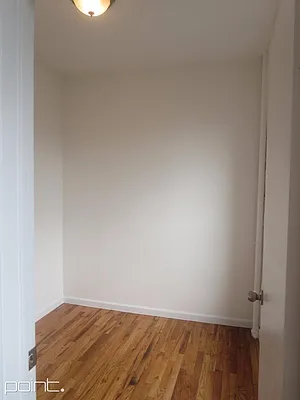 Rented by Point NYC | media 30