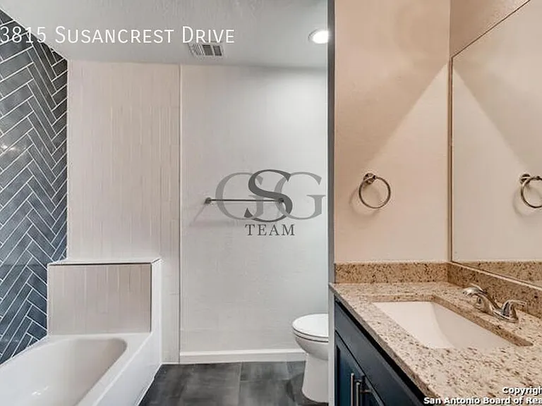 13815 Susancrest Dr — Photo 21