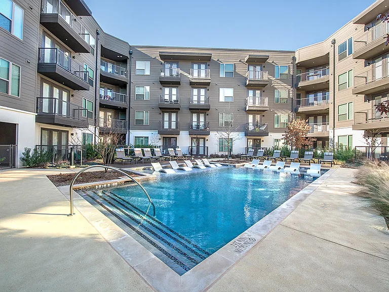 The Lucas Apartments — Photo 40
