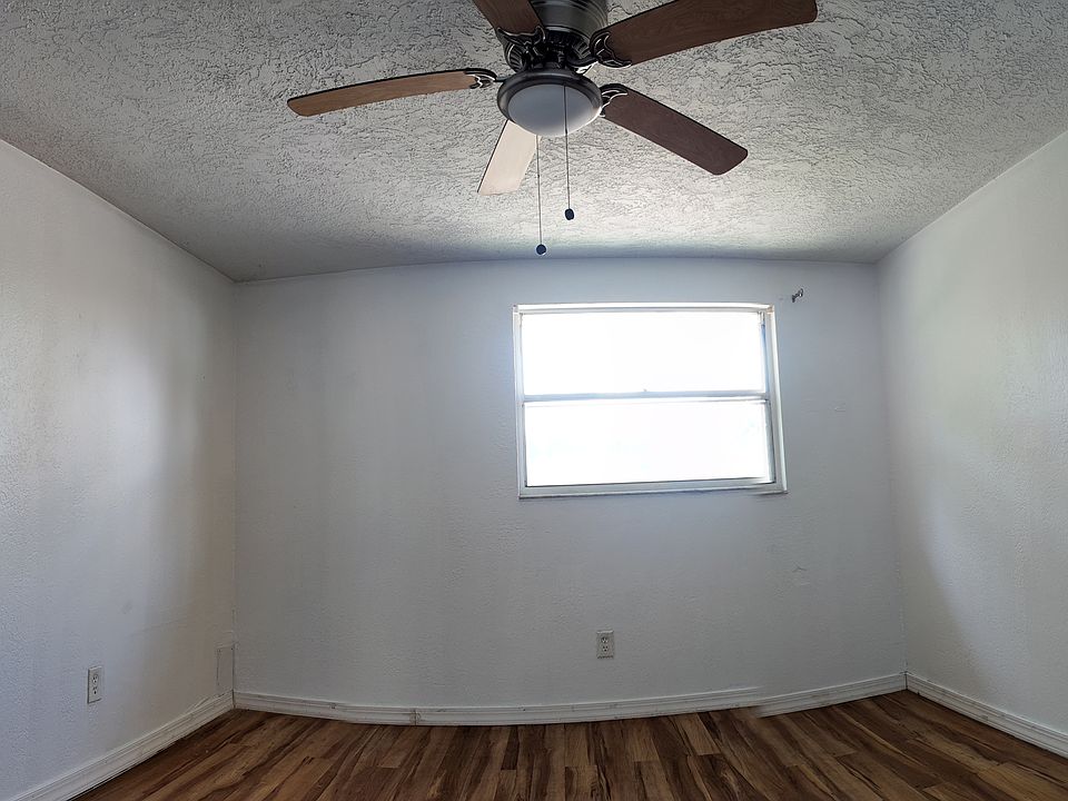 1st image of 709 63rd Avenue Dr W