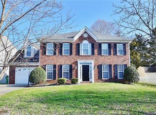 9212 Austin Ridge Ln, Charlotte, NC 28214