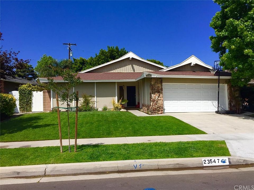 1st image of 23547 Evalyn Ave