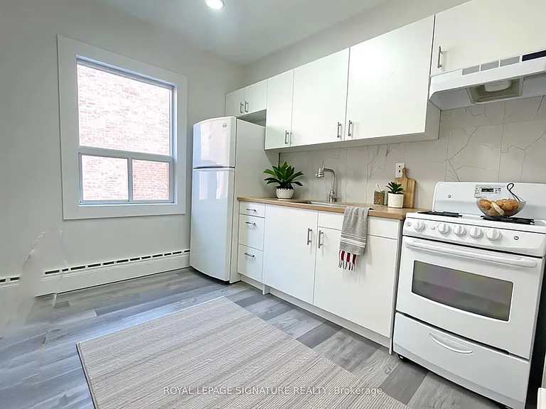 167 Barker Ave #MAIN — Photo 10