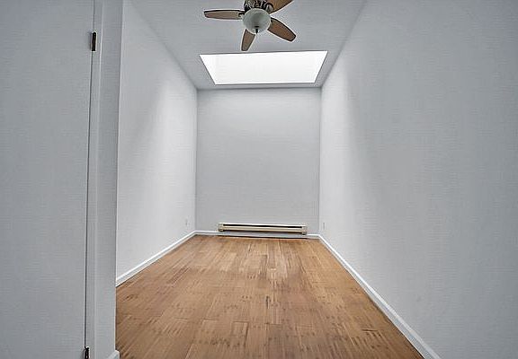 3rd image of 74 Greenpoint Ave APT A6