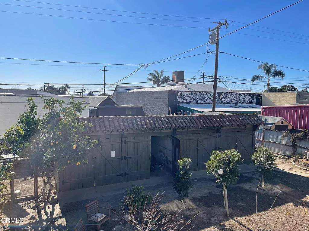 1 bed, 1.0 bath, 1000 sqft, $2,350 — Photo 4