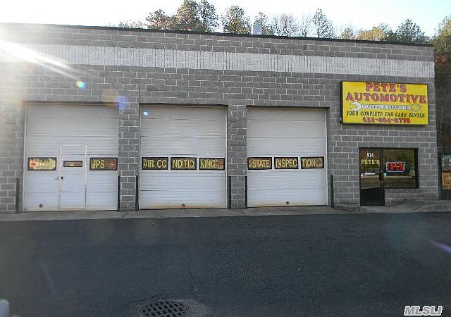 1st image of 974 W Jericho Tpke