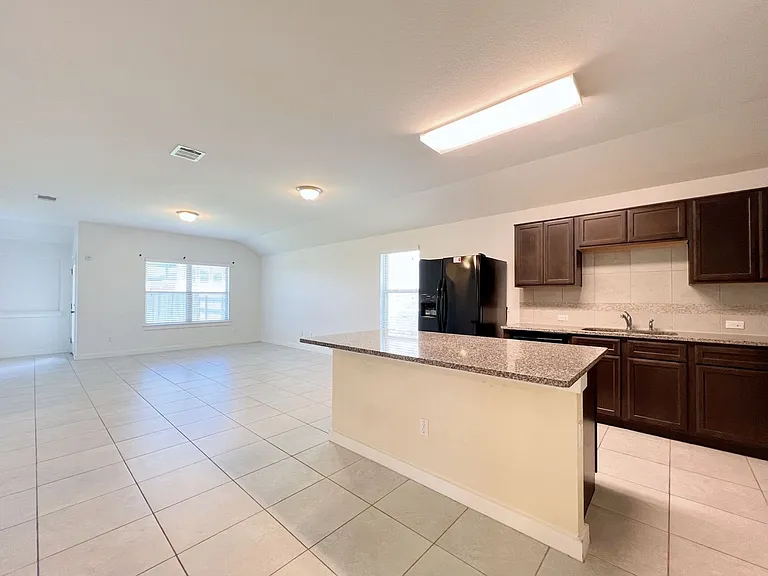 5772 Corsica Loop — Photo 10