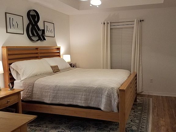 5th image of 30073 Leslie St