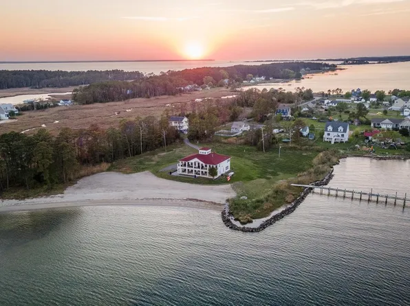 16363 Ball Point Rd, Piney Point, MD 20674