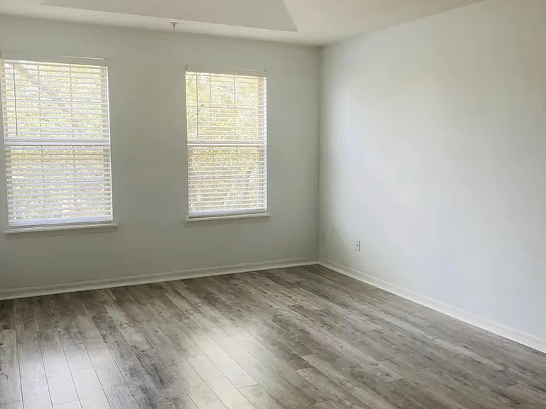 4257 Regal Town Ln — Photo 11
