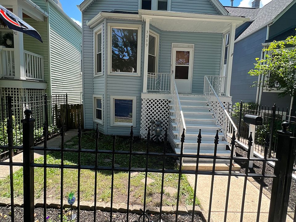 1st image of 3339 W Berteau Ave #2