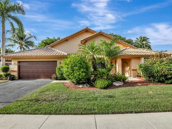 9641 Ridgeside Ct, Fort Lauderdale, FL 33328