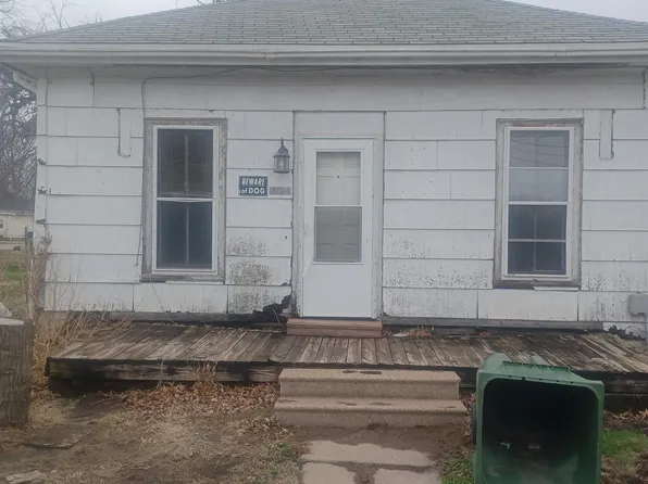 10621 N 144th St, Waverly, NE 68462