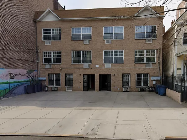 2877 Briggs Avenue, Bronx, NY 10458