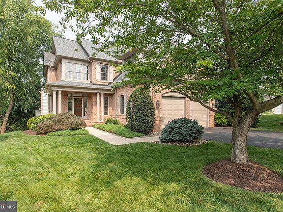2nd image of 1490 Broadstone Pl