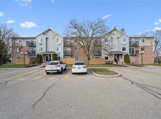 276 Eiwo Ct #208, Waterloo, ON N2K3M6