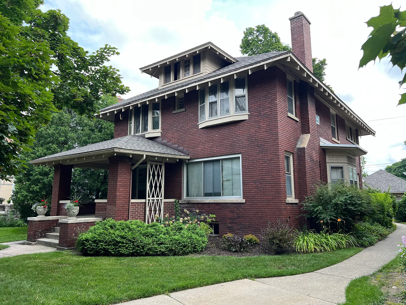 1 bed, 600 sqft, $1,300 — Photo 1
