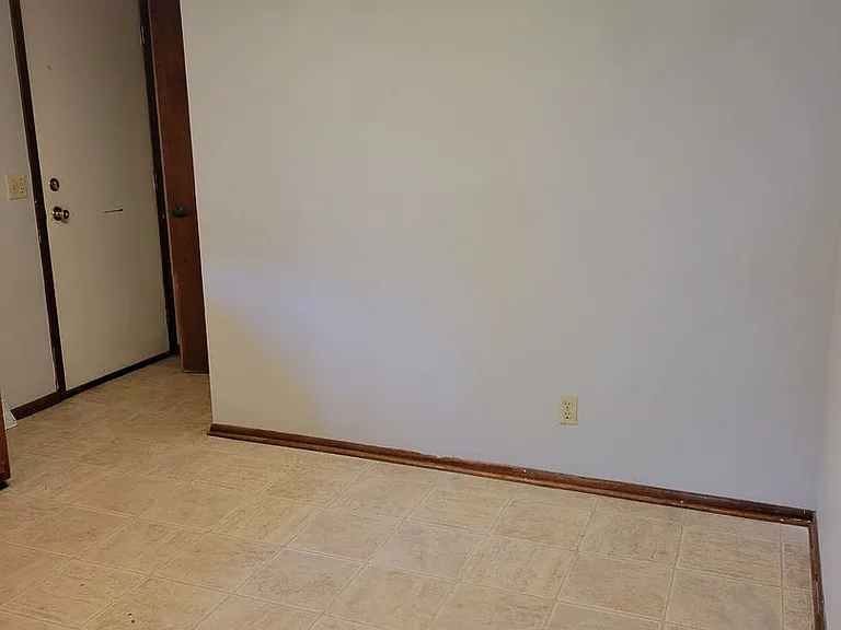 113 Emory Dr — Photo 11