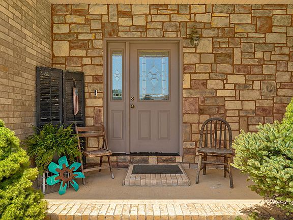 5th image of 3713 N Croswell Avenue