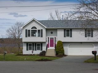 12 Dolphin Cir, Somerset, MA 02726
