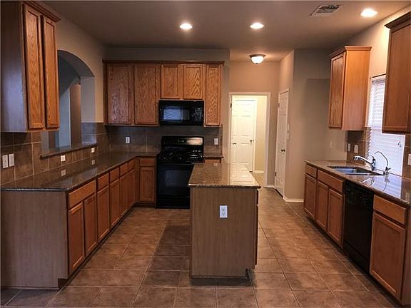 4th image of 13409 Breezy Meadow Ln